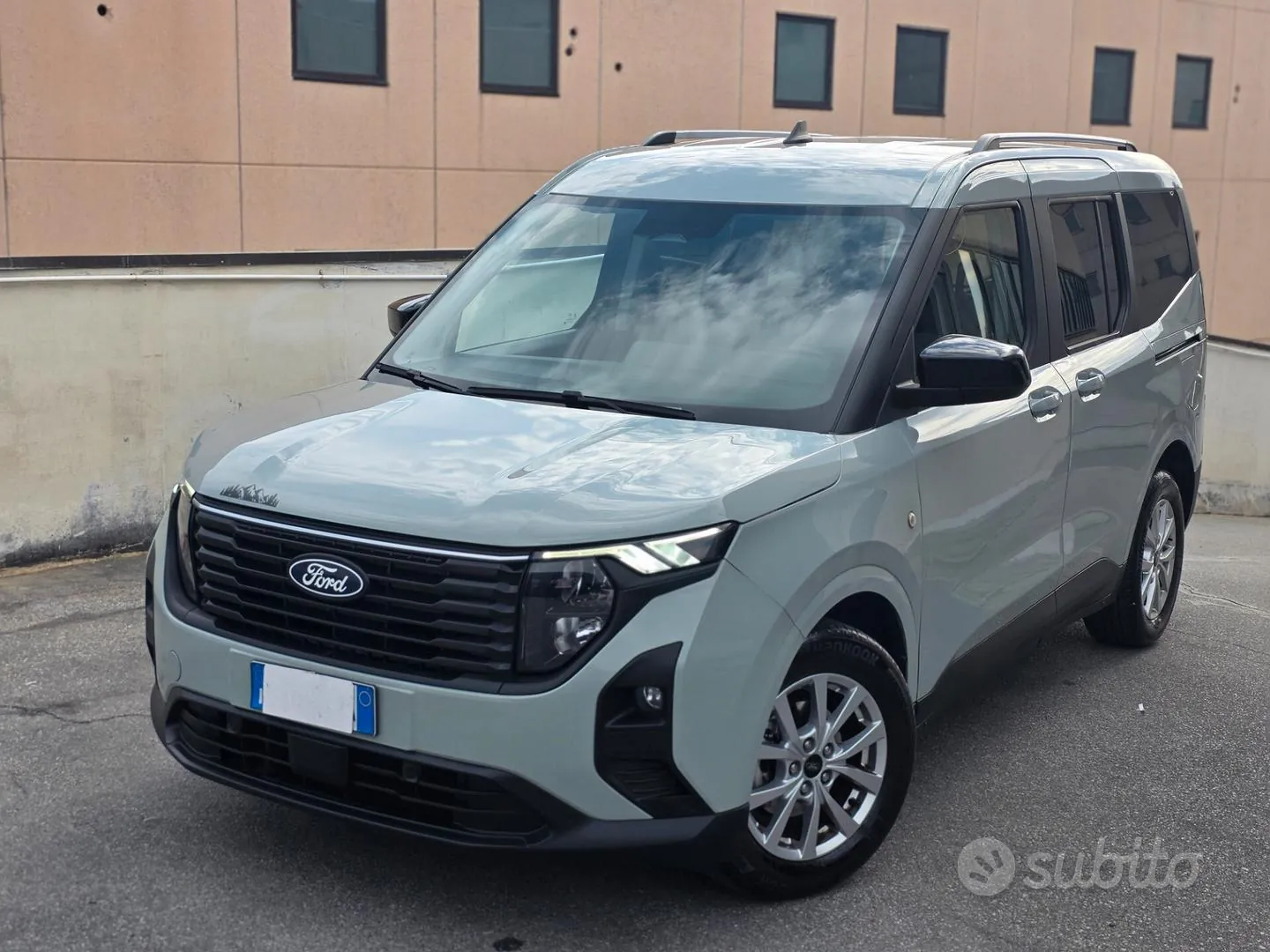 Ford Tourneo Courier 2024 photo 3