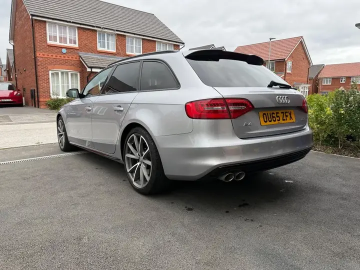 Audi A4 Avant 2015 photo 4