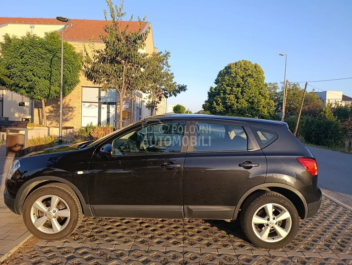 Nissan Qashqai 2009 photo 2