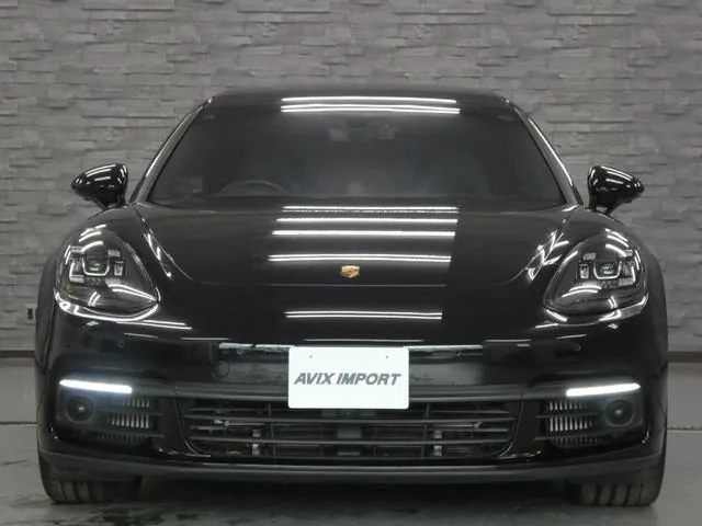 Porsche Panamera 2019 photo 3