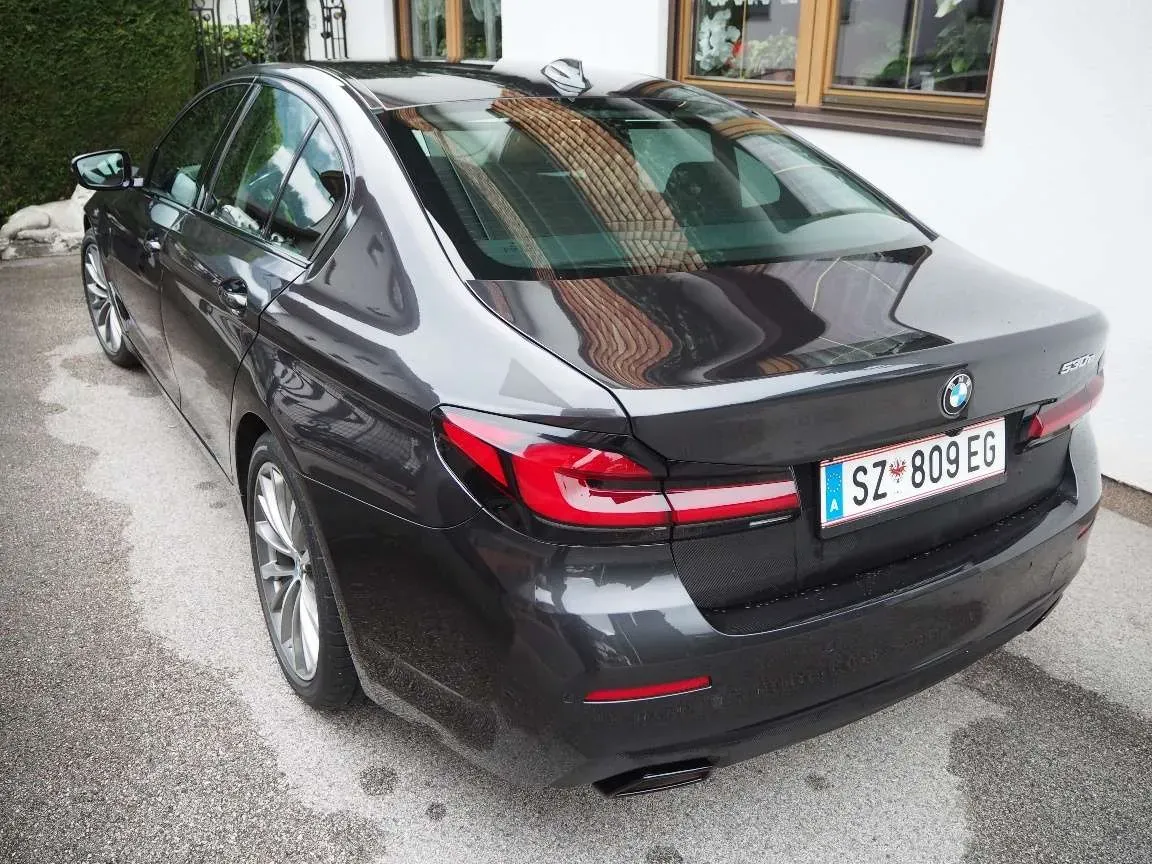 BMW 5 Series 2021 photo 2