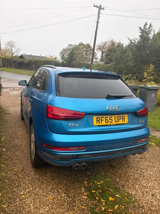 Audi Q3 2015 photo 3