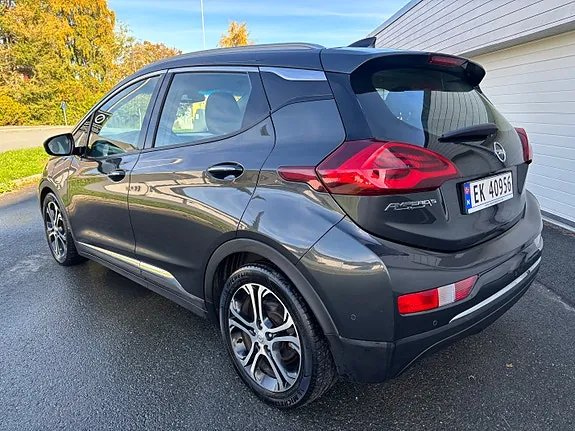 Opel Ampera-E 2017 photo 3