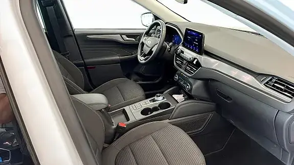 Ford Kuga 2022 photo 3