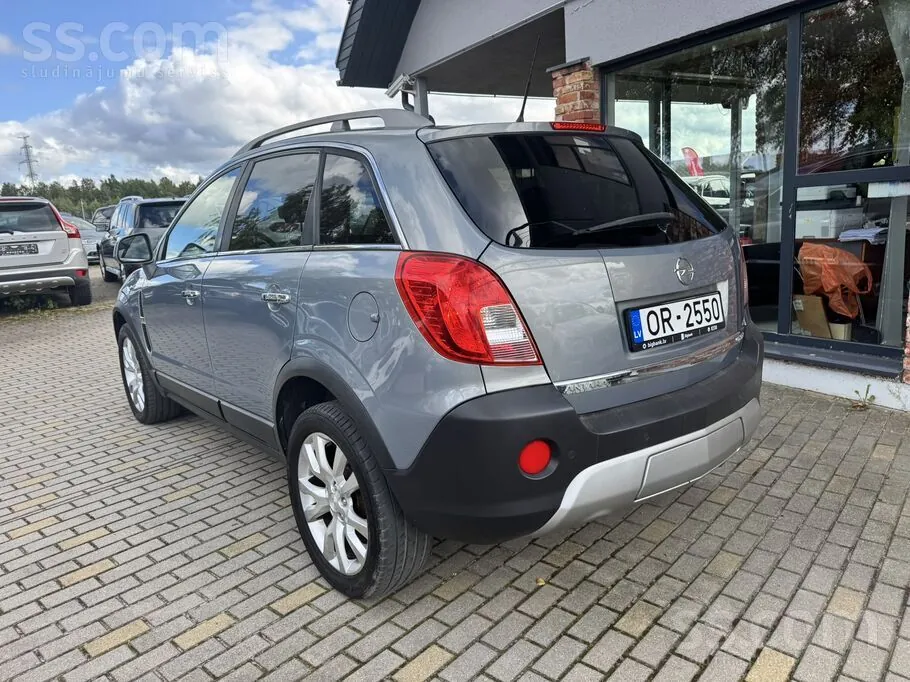 Opel Antara 2011 photo 3