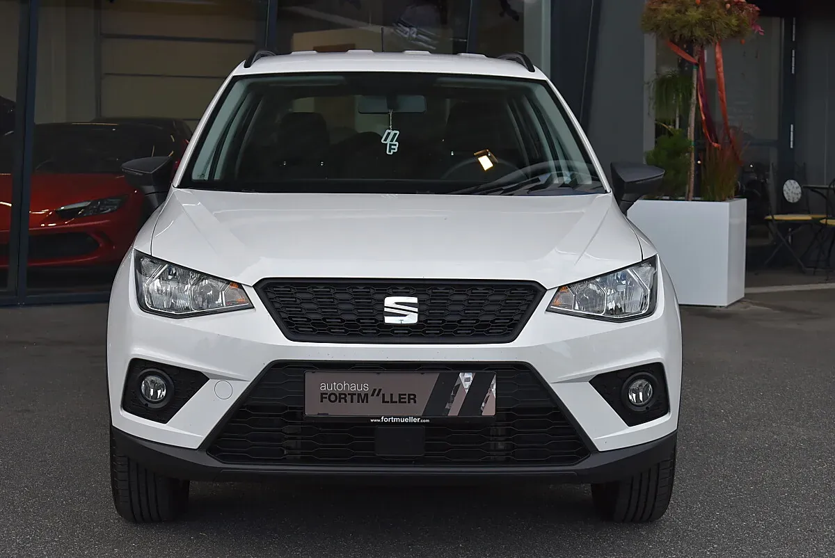 Seat Arona 2018 photo 2