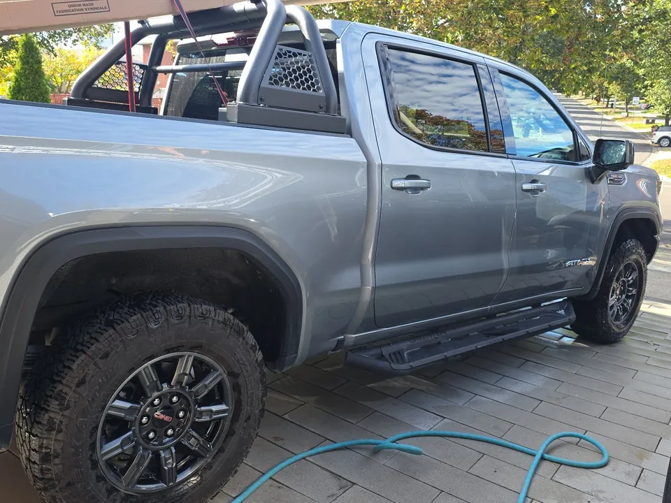 GMC Sierra 1500 2025 photo 3