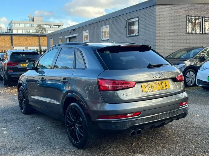 Audi Q3 2017 photo 5