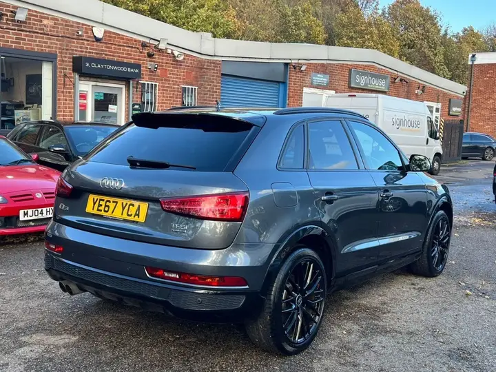 Audi Q3 2017 photo 4