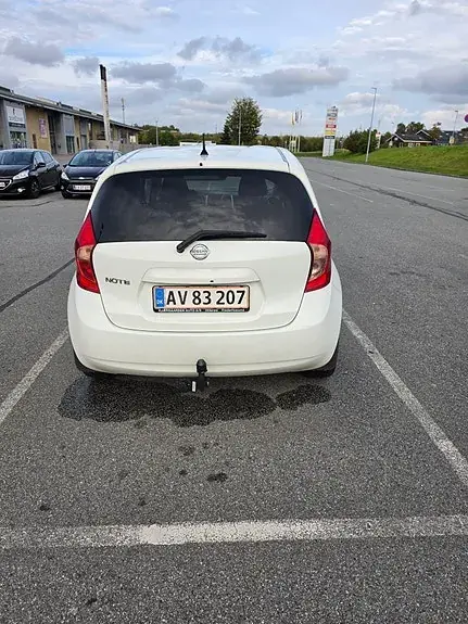 Nissan Note 2014 photo 3