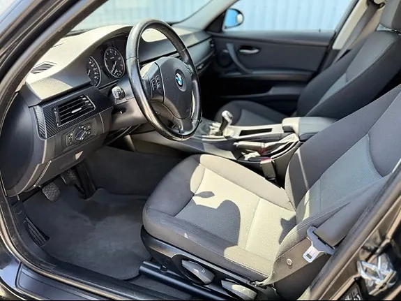 BMW 320I 2008 photo 5