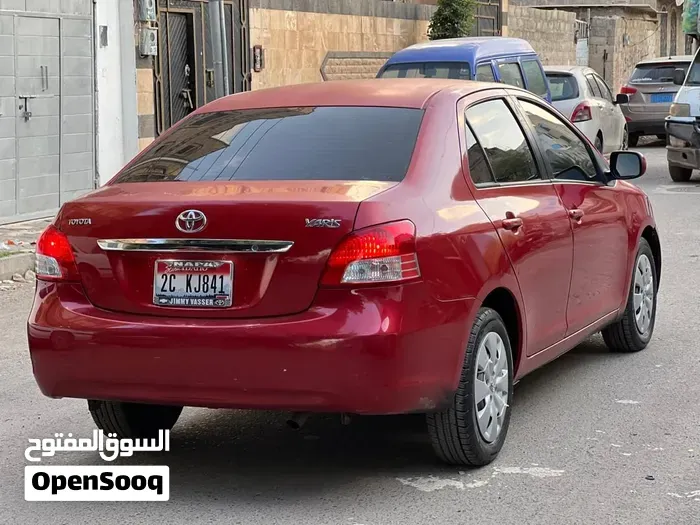 Toyota Yaris 2011 photo 4