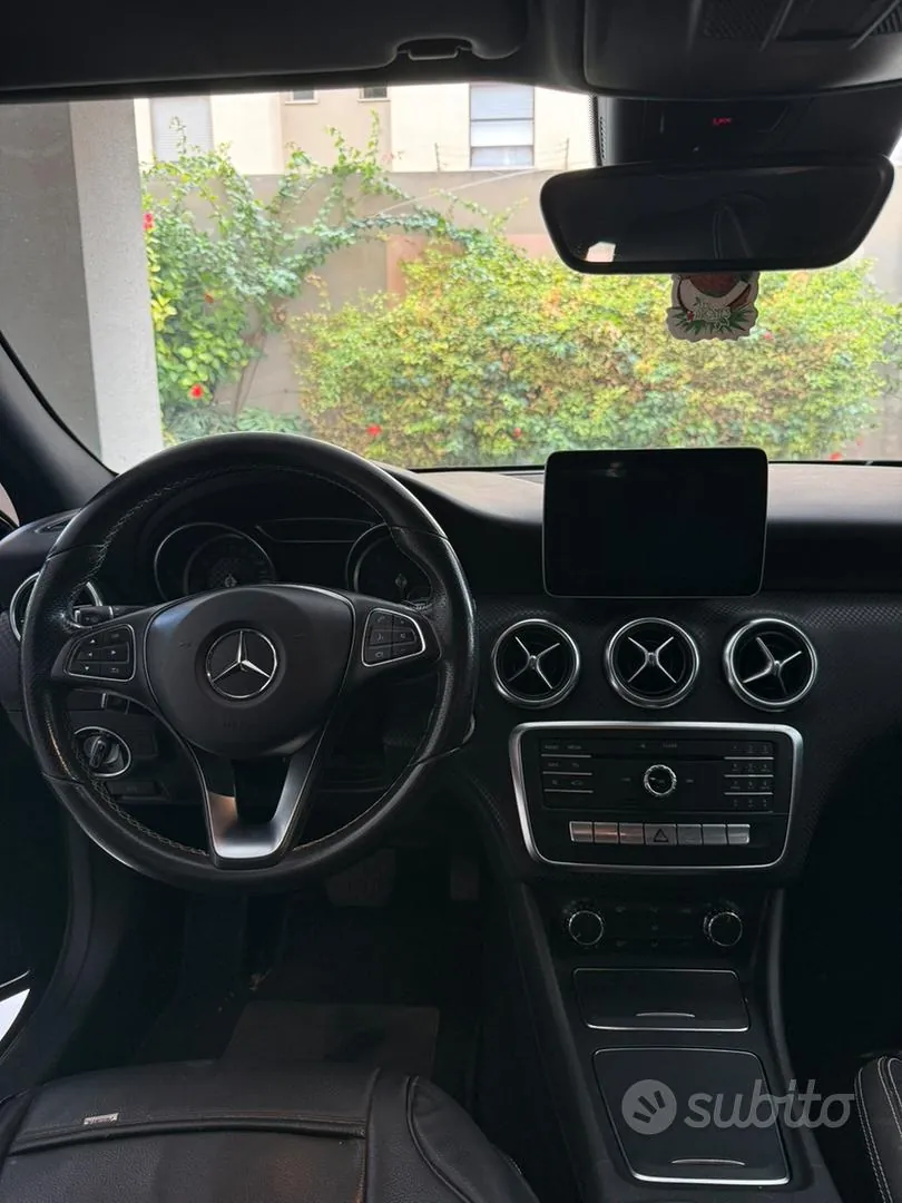 Mercedes-Benz A-Class 2017 photo 4