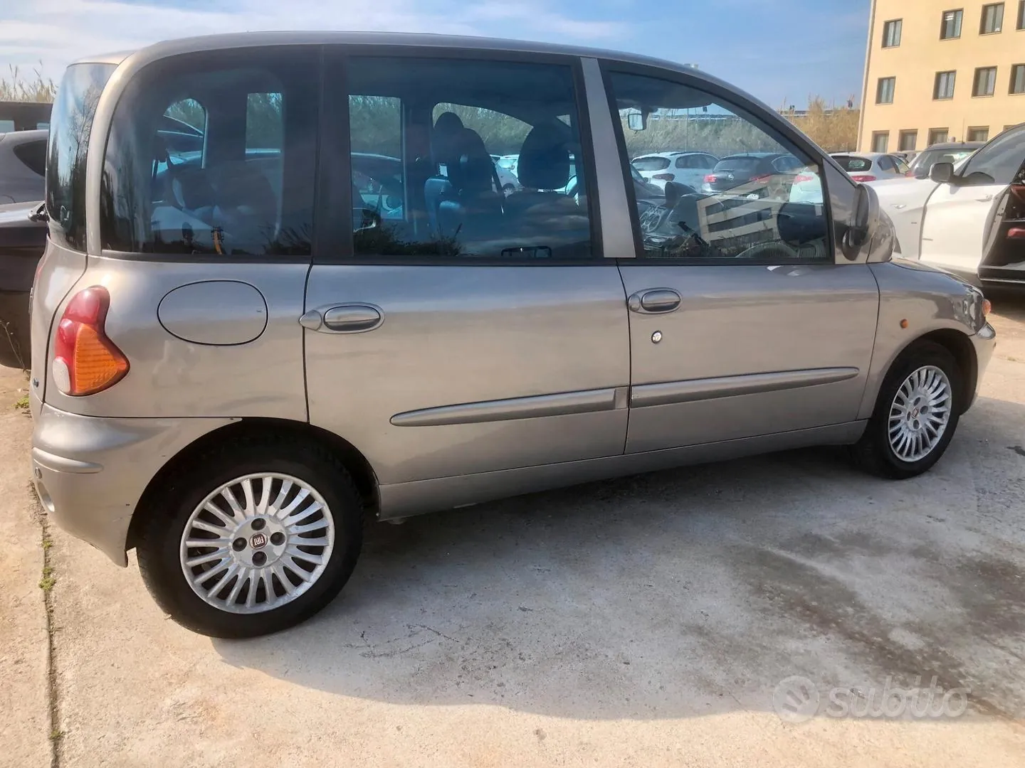 Fiat Multipla 2002 photo 2