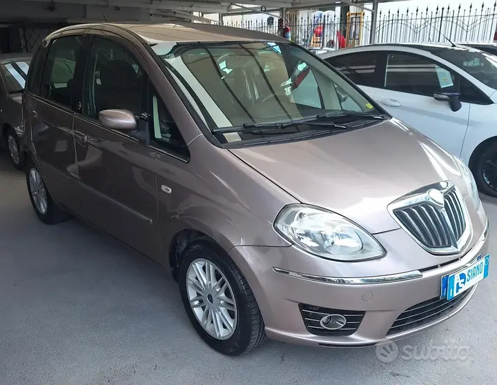 Lancia Musa 2009 photo 4