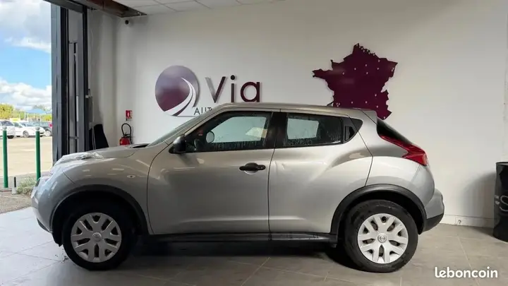 Nissan Juke 2011 photo 4