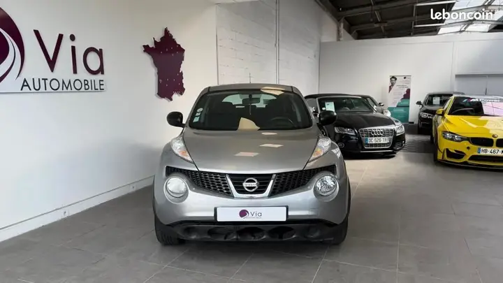 Nissan Juke 2011 photo 2