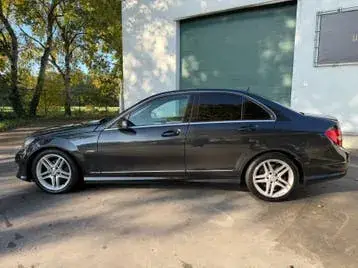 Mercedes-Benz C180 2012 photo 3