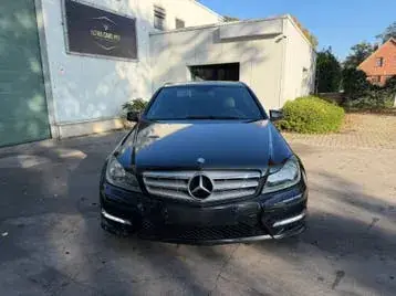 Mercedes-Benz C180 2012 photo 2
