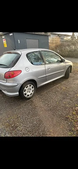 Peugeot 206 2005 photo 2