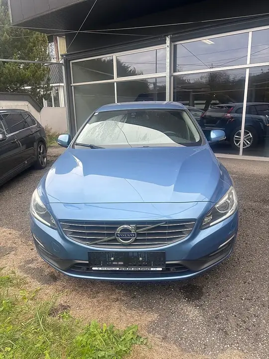 Volvo V60 2014 photo 2
