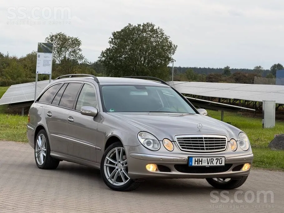 Mercedes-Benz E320