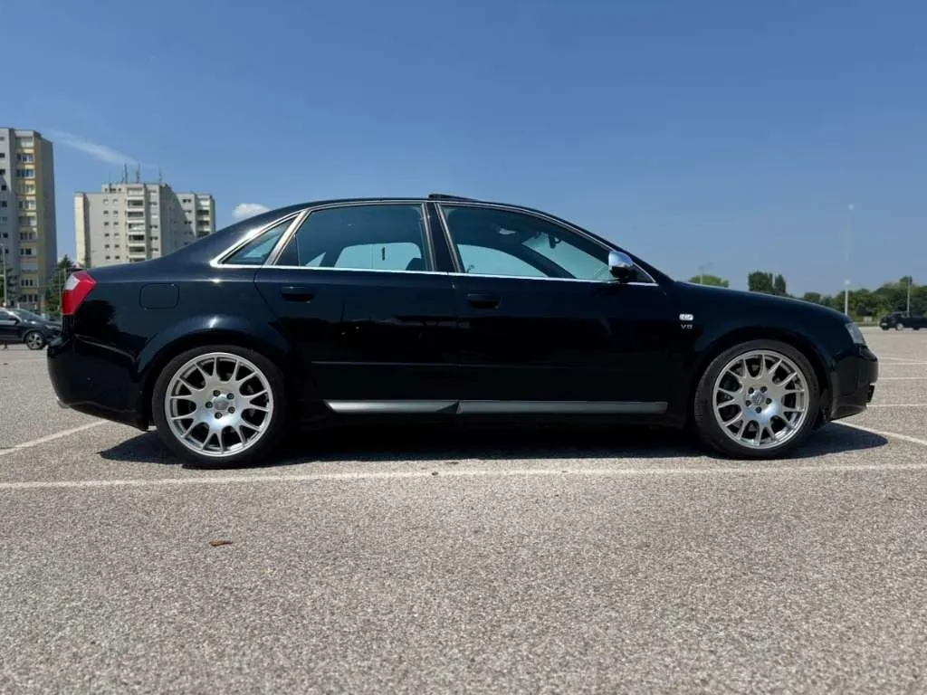 Audi A4 2004 photo 3