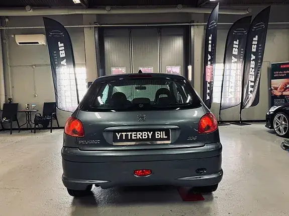 Peugeot 206 2006 photo 4