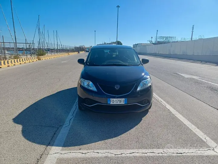 Lancia Ypsilon 2016 photo 5