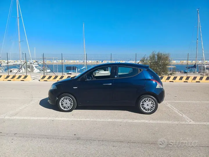 Lancia Ypsilon 2016 photo 3