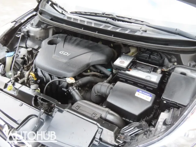 Hyundai Avante 2012 photo 5