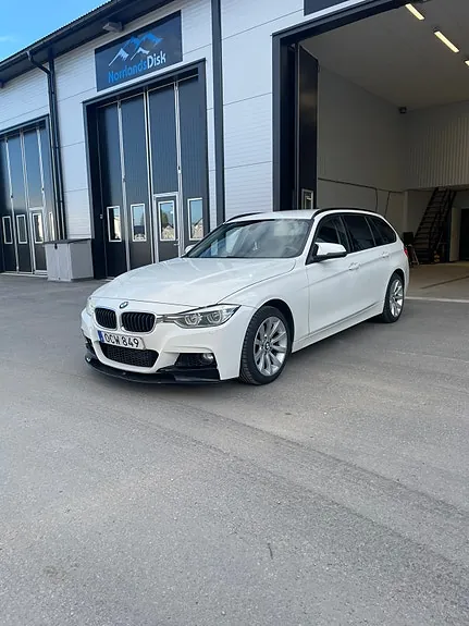 BMW 318D 2016 photo 4