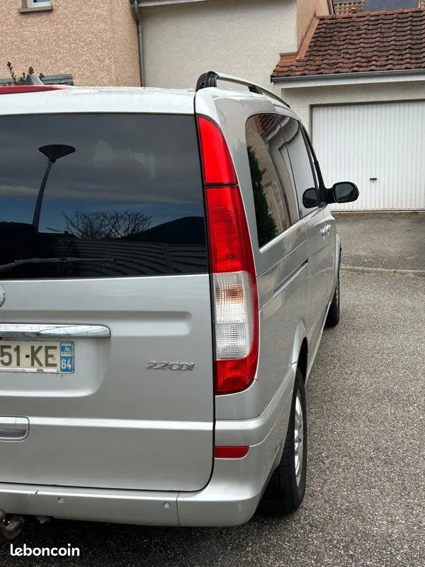 Mercedes-Benz Viano 2006 photo 2