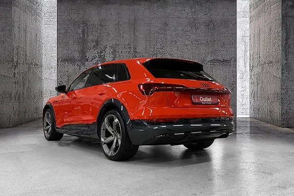 Audi E-Tron S 2022 photo 4