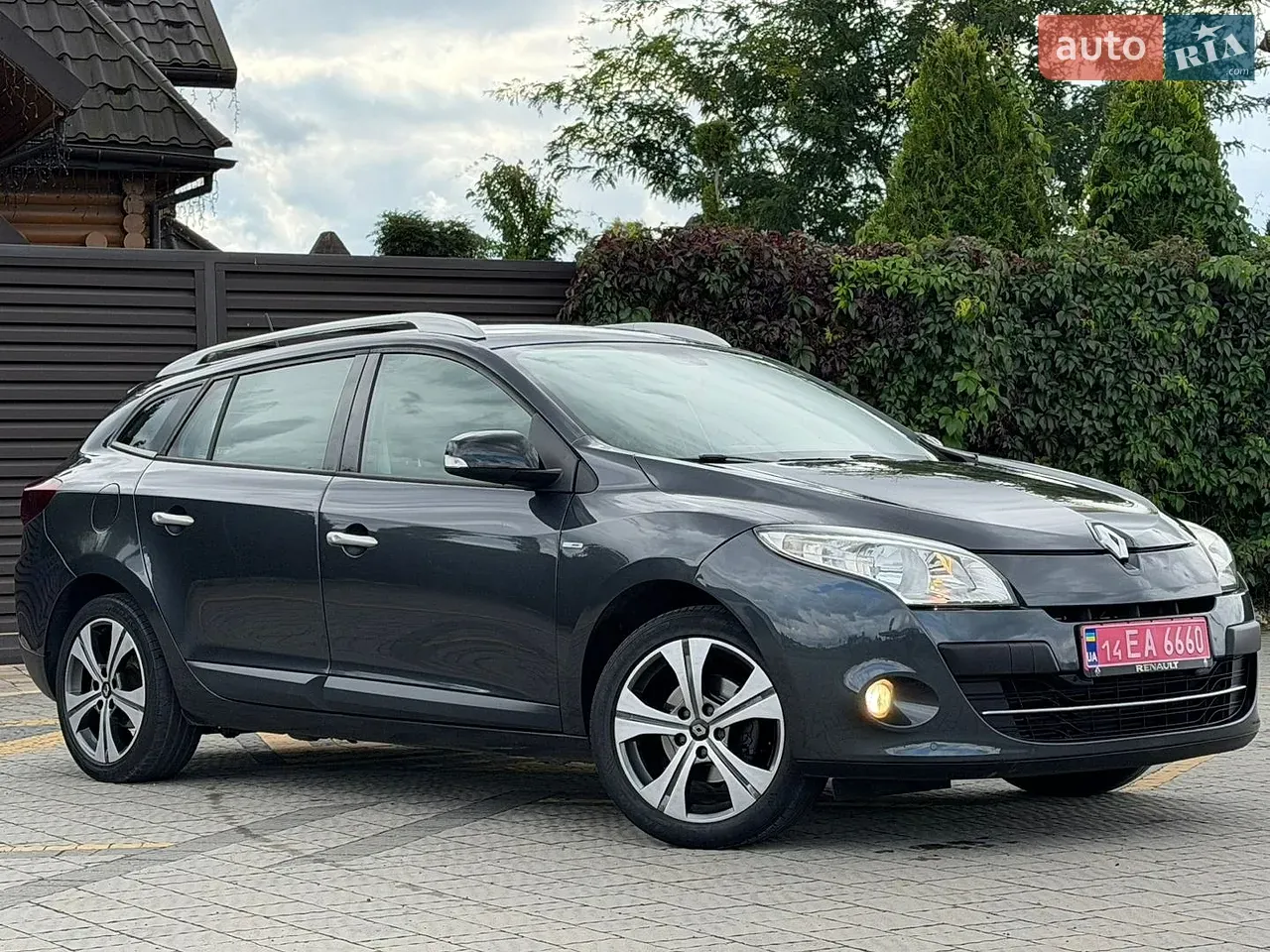 Renault Megane 2011 photo 5