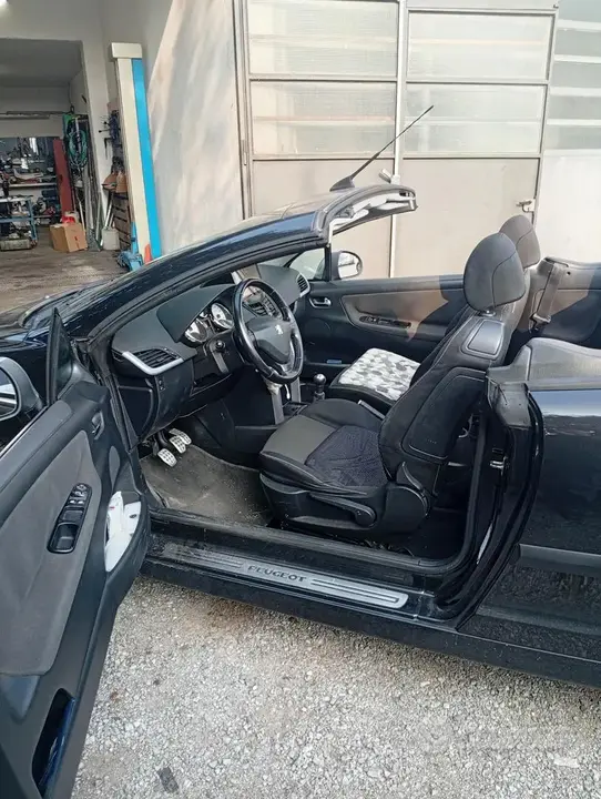 Peugeot 207 2007 photo 3