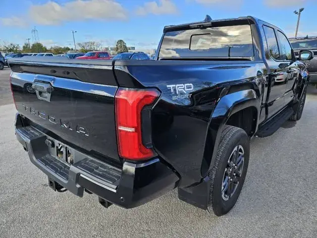Toyota Tacoma 2024 photo 5