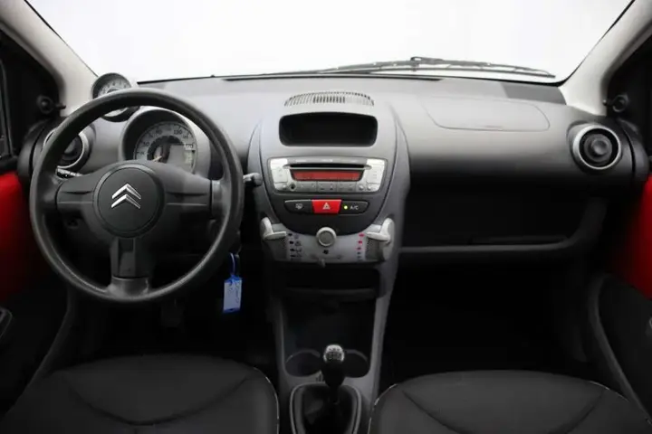 Citroen C1 2010 photo 2