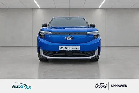 Ford Explorer 2025 photo 2