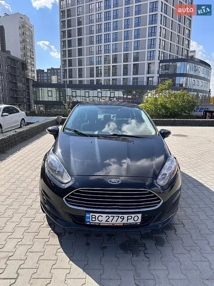 Ford Fiesta 2014 photo 2