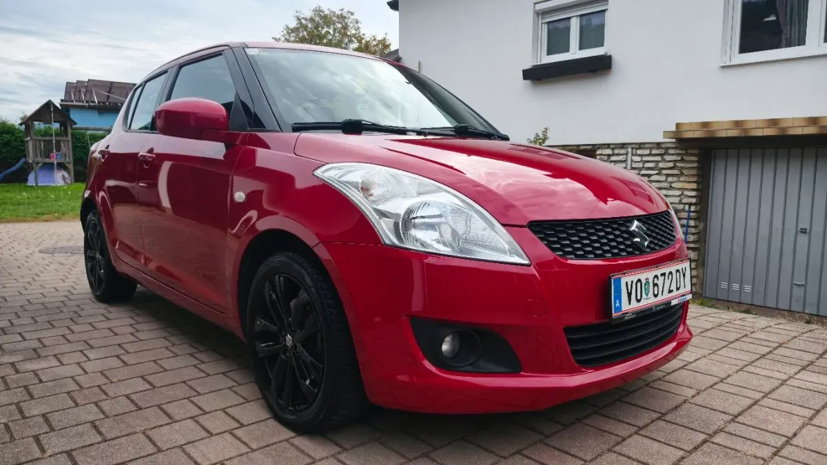 Suzuki Swift 2013 photo 3