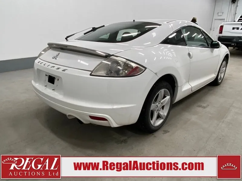Mitsubishi Eclipse 2009 photo 3