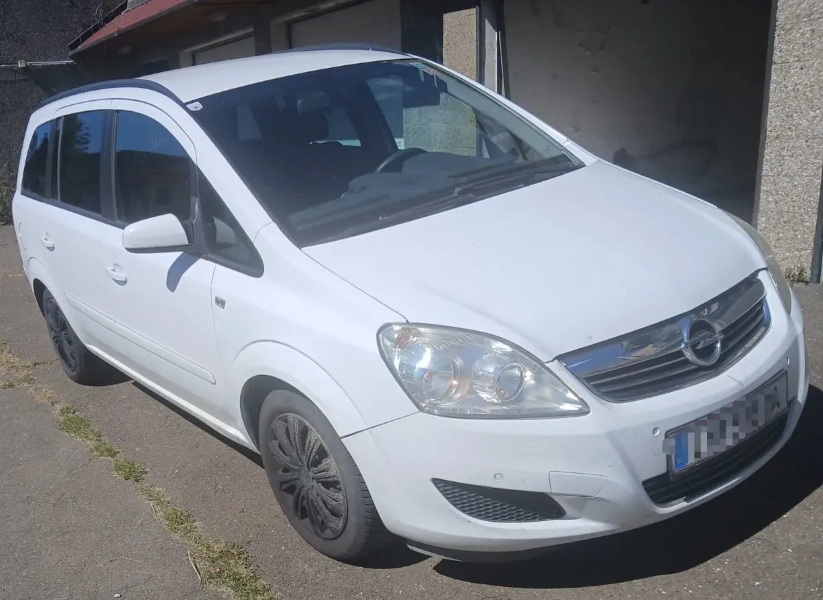 Opel Zafira 2008 photo 3