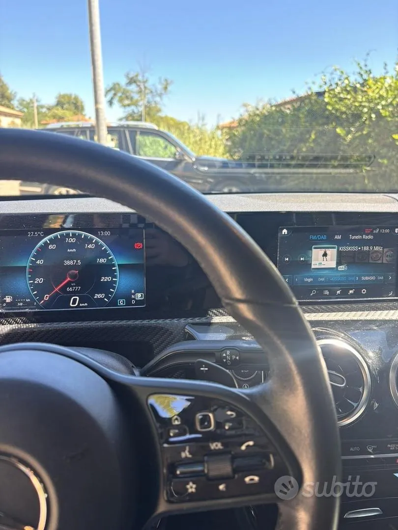 Mercedes-Benz A-Class 2019 photo 5