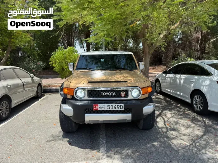 Toyota Fj Gxr 2012 photo 2