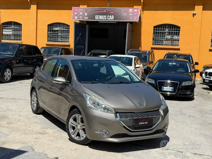 Peugeot 208