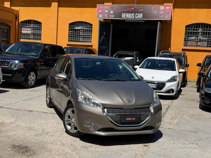 Peugeot 208 2013 photo 4