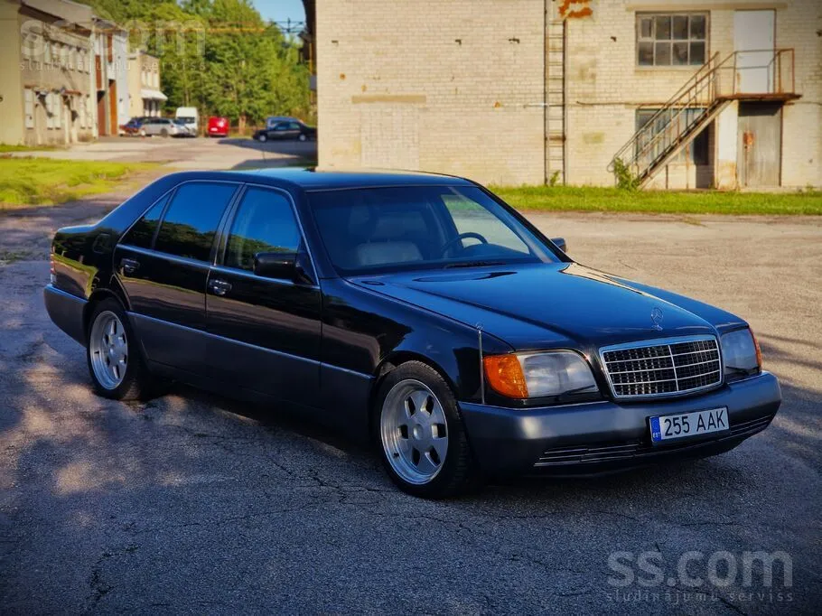 Mercedes-Benz S300