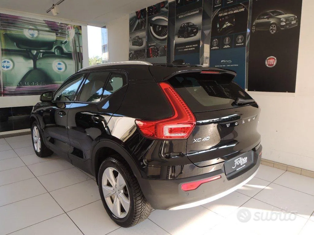Volvo Xc40 2024 photo 4