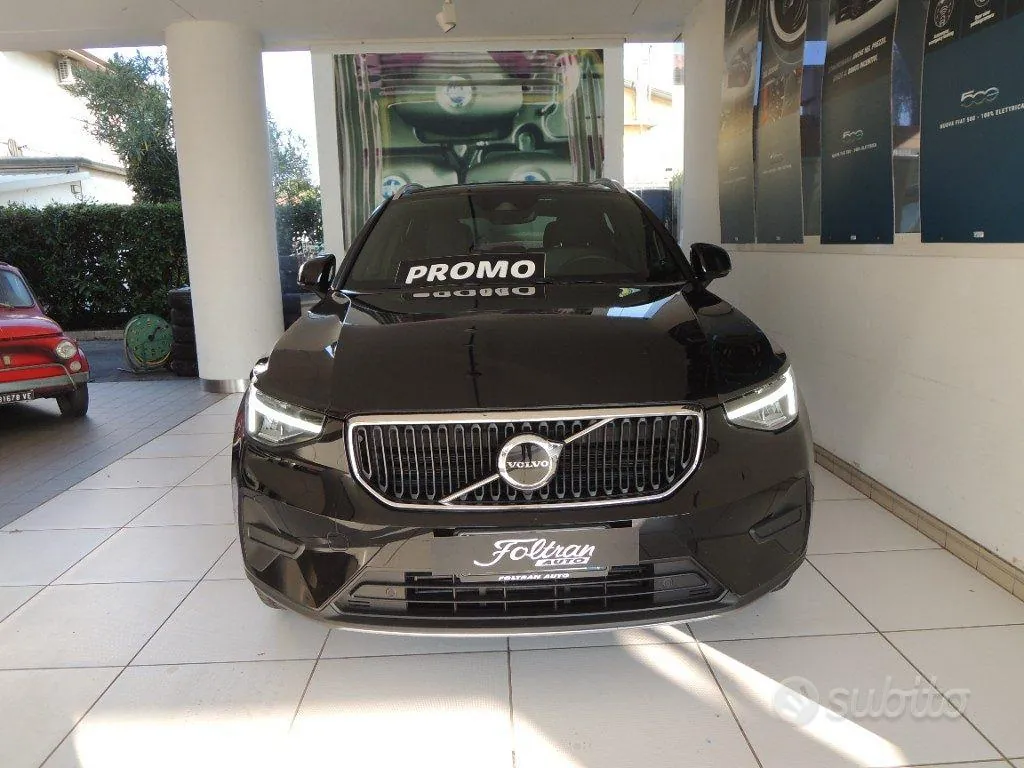 Volvo Xc40 2024 photo 2